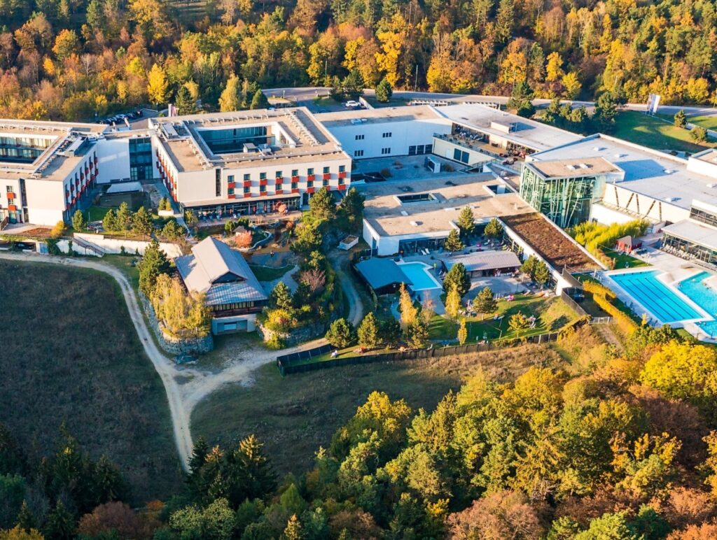 Thermen in Wien und Umgebung. Therme Asia Linsberg