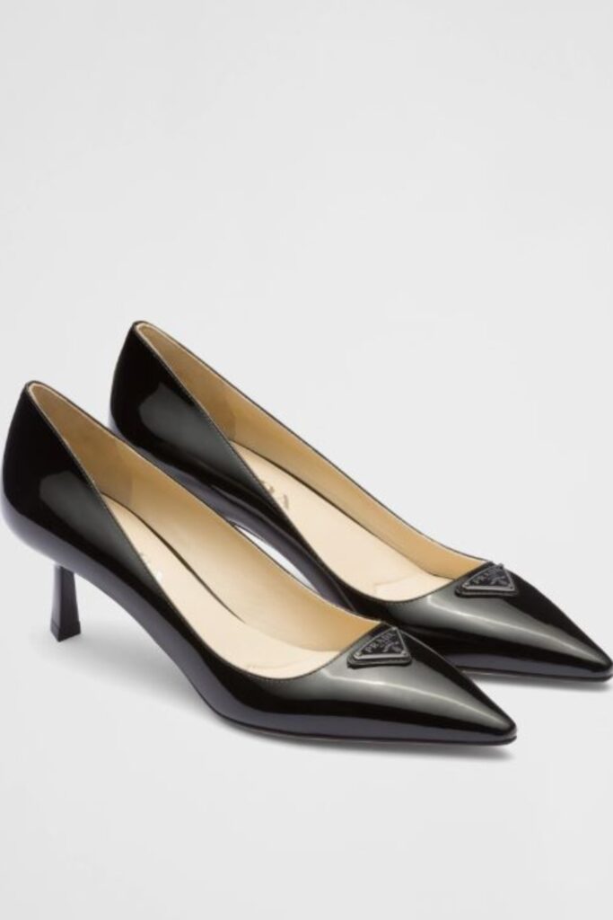 Schwarze Pumps Trend Comeback Prada 0124